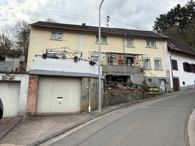 Familiendomizil: Umfangreich saniertes Haus in Gehrweiler zu verkaufen