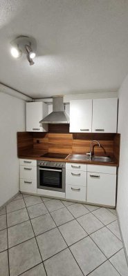 Helle 2-Zimmer Wohnung im Erdgeschoss in Mönsheim