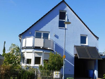 *Energieeffizientes Wohnen in Feldrandlage – mit viel Platz für Familie und Homeoffice*