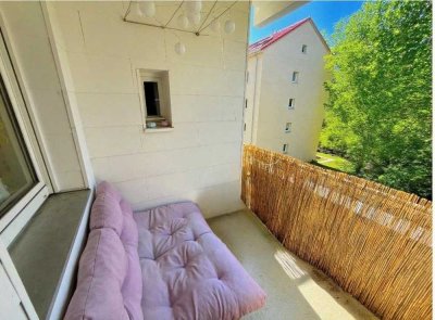 Zuhause im Regensburger Westen: Attraktive 3-Zimmer-Wohnung mit Süd-West-Loggia