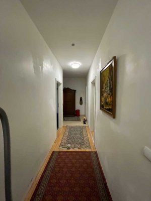 Gut geschnittene, renovierungsbedürftige 4-Zimmer Wohnung in Hennenbach zu verkaufen