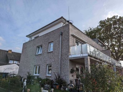 Nachmieter gesucht! Seniorengerechte, barrierenfreie, helle 3-Zimmerwohnung, Baujahr 2021 mit Fahrst