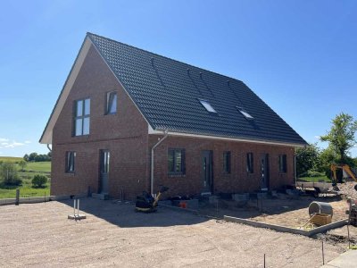 Klein Wittensee: Eine Doppelhaushälfte in Klein Wittensee zu vermieten.
