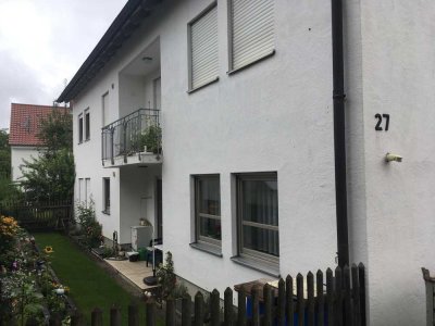 Sonnige, ruhige 3-Zimmer-DG-Wohnung mit  Balkon in Mering
