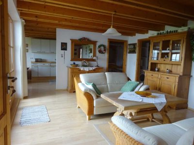 Freundliche helle Wohnung 2 km südlich von Wasserburg/Inn