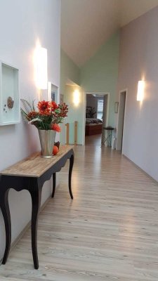 Großzügige 7-Zimmer Wohnung mit Terrasse in Thannhausen