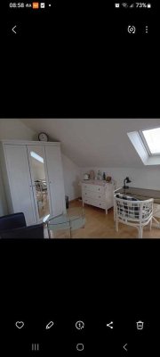 Möbliertes Zimmer an Wochenendfahrer/in zu vermieten