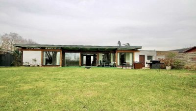 Wohlfühl-Bungalow mit Ausbaupotential
