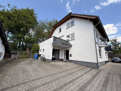Doppelhaushälfte in Lamscheid, zu verkaufen.