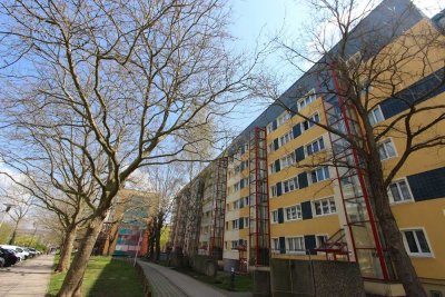 Familienfreundliches Wohnen mit Balkon und Aufzug genießen