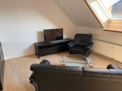 Uni Viertel möblierte 2-Zimmer Dachgeschosswohnung ideal für Studentenpaar