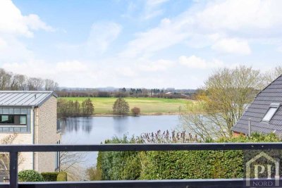 Bezugsfreie Wohnung mit Seeblick in Scharbeutz! Balkon, Stellplatz und Schwimmbad inklusive!