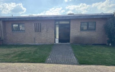 Renoviertes Bungalow 3,5-4,5 Zimmern in Duisburg-Homberg/Haesen