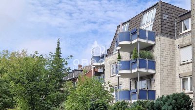 ***Freiwerdende DG-Galeriewohnung mit 3 Zimmern und Balkon im Duisburger Süden***
