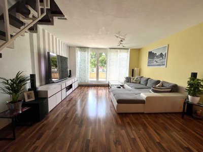 Helle 3-ZKB-Maisonette-Wohnung mit Dachterrasse und guter Anbindung