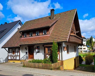 Zauberhaftes und bezahlbares Einfamilienhaus in ruhiger und idyllischer Lage Schönmünzachs