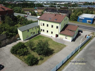 3 Raumwohnung mit Dusche und Badewanne