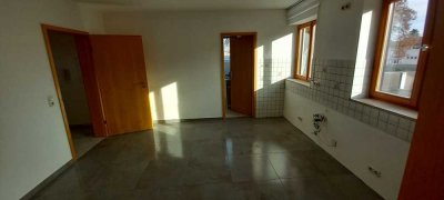 Geräumige 4-Zimmer Wohnung in Bayreuth/Meyernberg zu vermieten