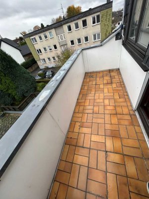 Helle 3-Zimmer Dachgeschosswohnung in Pulheim