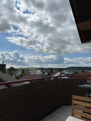 Stilvolle 2-Raum-Wohnung mit Fernblick in Nidderau, befristet 6-11 Monate Mietdauer