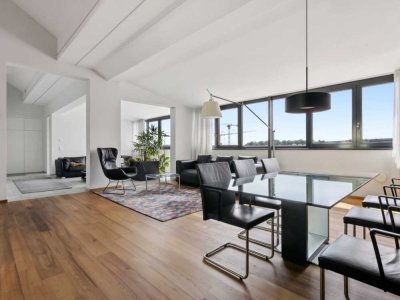 Außergewöhnliche Dachgeschosswohnung mit Stil und Charakter