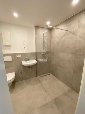 4-Zi mit großem Balkon, Gäste-WC, top Anbindung in KR-Fischeln