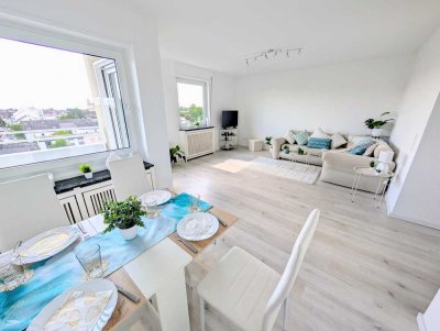 PROVISIONSFREI | Erstbezug nach Komplettrenovierung | Helle 3 ZKB mit Blick bis zur Pfalz