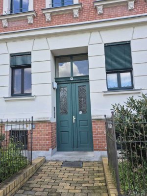 ++  2-Zi. Whg mit Badewanne, Balkon und moderner Einbauküche ++