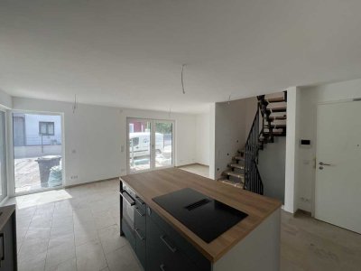 Neubau: 4-Zimmer-Wohnung im Haus-im-Haus-Stil in Freimann