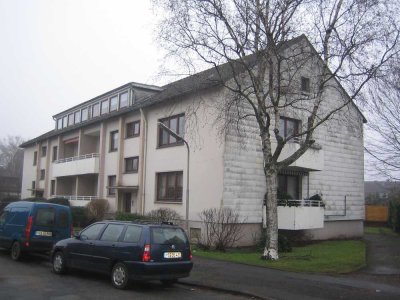 Schöne Wohnung sucht Mieter: weitläufige 3-Zimmer-Wohnung