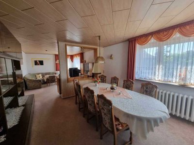 Junggebliebenes Wohnparadies für Familien + 3 Garage im Hinterhaus und Garten