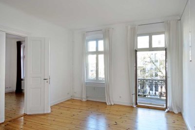 ZEITMIETVERTRAG für 5 Jahre! : Stilvolle Wohnung mit Balkon in der Belletage