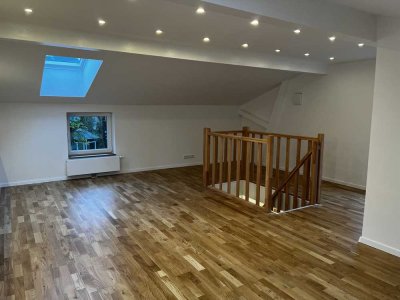 Lichtdurchflutetes, hochwertiges Reihenendhaus mit EBK und 2 Terrassen