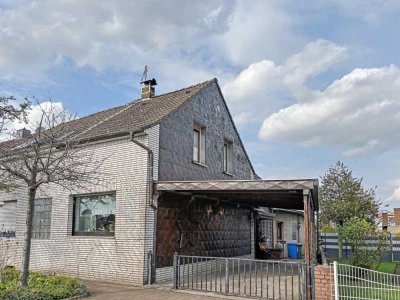 Haus mit Charakter: Doppelhaushälfte mit großem Garten, Werkstatt und Partyhaus in Oberhausen