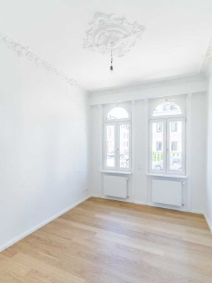 NEU*Paul & Partner* ALTBAU SANIERT ! MEGA GRUNDRISS ! SCHLAGEN SIE ZU !