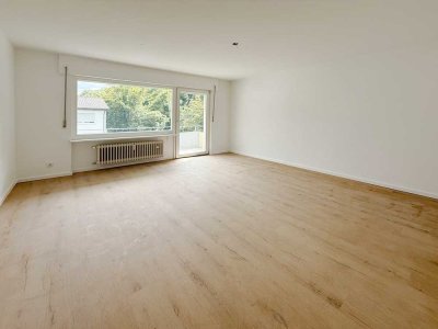 Erstbezug nach Renovierung: Helle 3-Zimmer-Wohnung mit Balkon