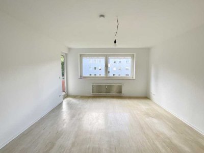 Wohnen am Magnolienweg: 4-Zimmer-Wohnung mit Tageslichtbad, Gäste-WC und Balkon frei!