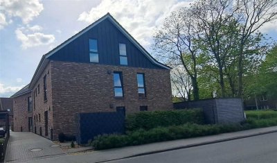 Attraktive 3-Zimmer-Wohnung mit Terrasse & Stellplatz