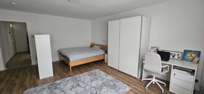 Schöne 1-Zimmer-Wohnung in ruhiger Lage (Nähe Stadtpark/Pfalz-Klinikum)