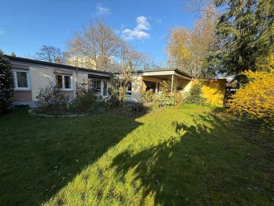 Einfamilienhaus Bungalow mit 142 m² Wfl.+ 90 m² Nfl. auf 650 m² großem Grundstück in ruhiger Lage!