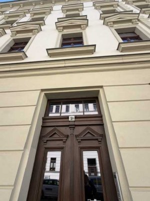 5 Raumwohnung frei ab 31.01.2027 mit Balkon im liebevoll sanierten Denkmal