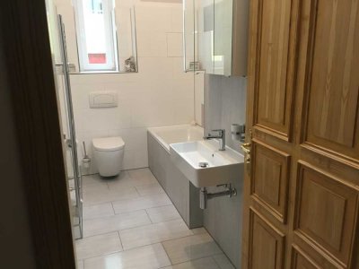 Top saniertes Altbauappartement ,in toller Kiezlage , unmittelbar zur HTW, provisionsfrei