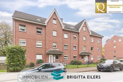 Teilsanierte 2,5 Zimmer-Wohnung in ruhiger Lage mit Balkon, Stellplatz und Einbauküche