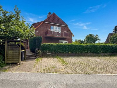 Charmante 2,5-Zimmer-Wohnung in Curslack mit Kamin, Balkon und ausgebautem Dachboden- Wentzel Dr.