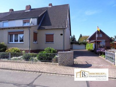 Charmante Doppelhaushälfte in ruhiger Lage - Mehrgenerationenwohnen  möglich