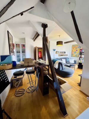 3-Zimmer-Dachgeschosswohnung mit Gestaltungsspielraum