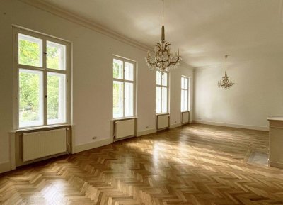 ERSTBEZUG nach RENOVIERUNG! CHARMANTES ALTWIENERHAUS NÄHE RUDOLFINERHAUS !