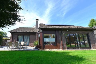 Hennef-Söven: Großzügiger Bungalow mit moderner Ausstattung