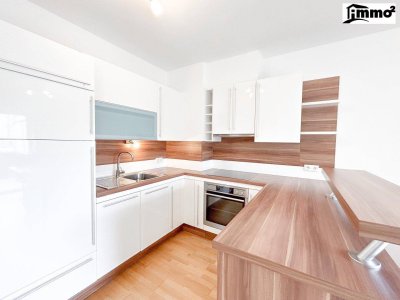 Wunderschöne 4 Zimmerwohnung im Zentrum von Krumpendorf !