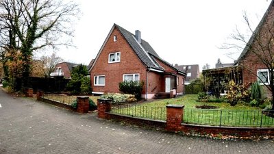 Preiswertes 5-Raum-Einfamilienhaus in Norderstedt